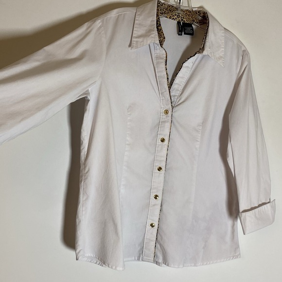 New Direction Top Womens Large White Leopard Trim Button Down Cuff Shirt Classic - Picture 5 of 16